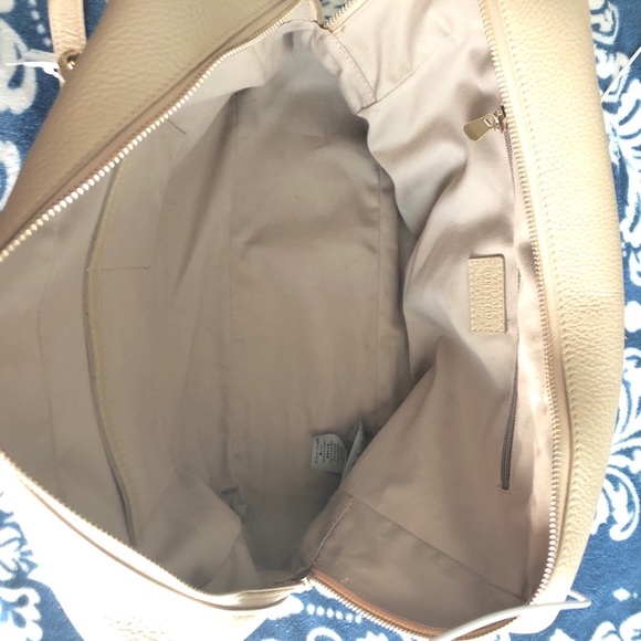 Versace - Picture 3 of 4